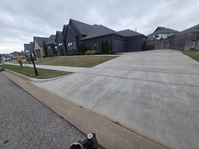 Lawn Services Broken Arrow OK 125 Lawn Services Broken Arrow OK 125